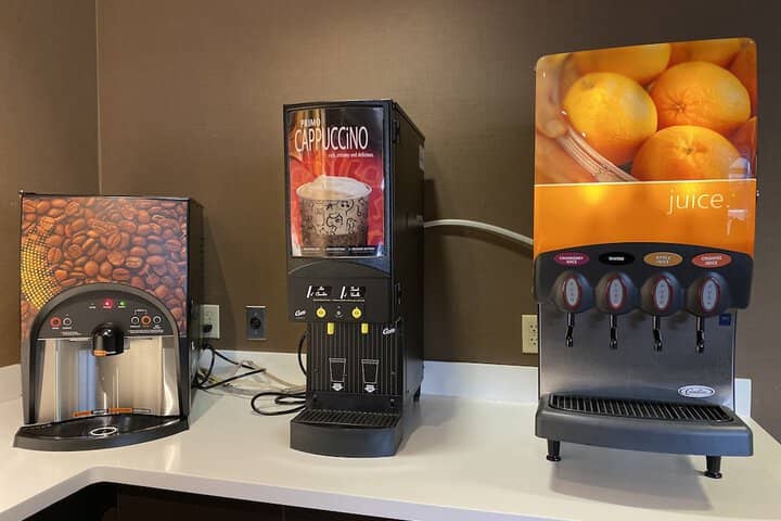 Breakfast/Coffee Service 46 of 63