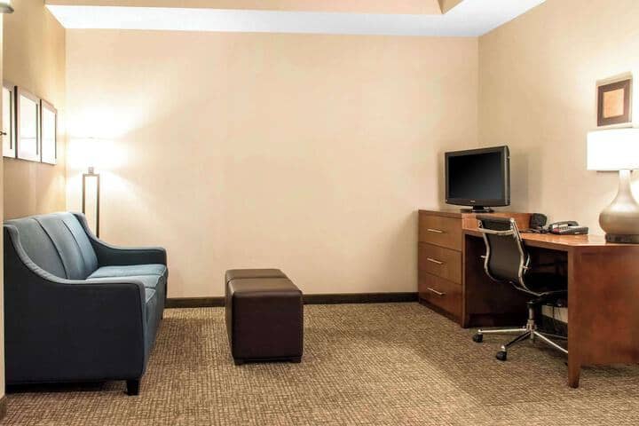 Room 20 of 63